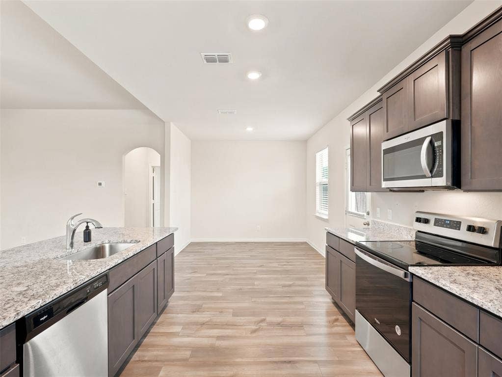 8524 Buck Mountain Pass, Fort Worth, TX 76179 8524 Buck Mountain Pass, Fort Worth, TX 76179