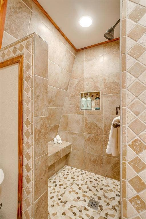 3209 Midway Court, Granbury, TX 76049 3209 Midway Court, Granbury, TX 76049