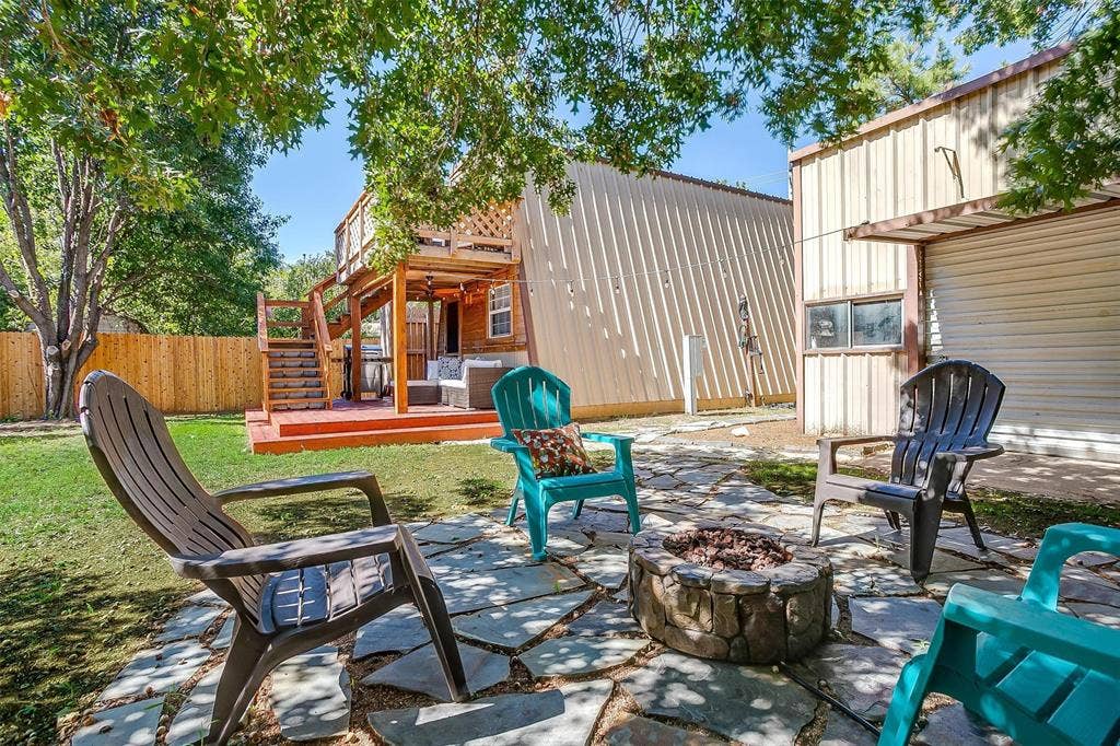 3209 Midway Court, Granbury, TX 76049 3209 Midway Court, Granbury, TX 76049
