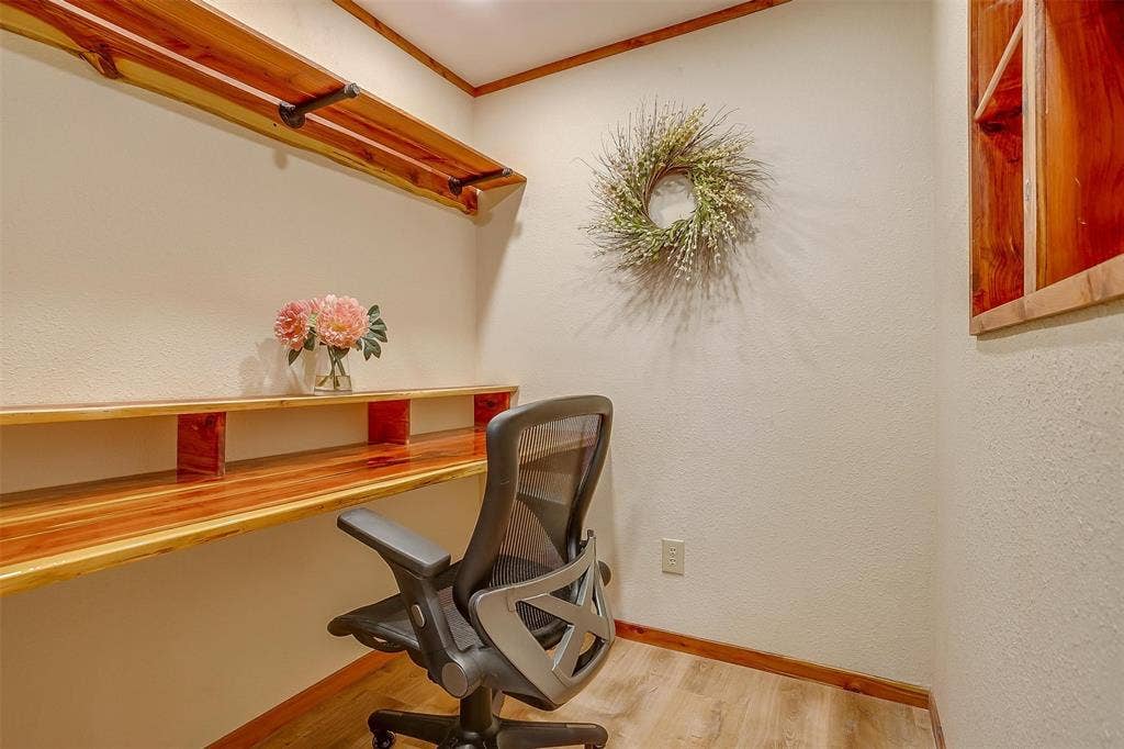 3209 Midway Court, Granbury, TX 76049 3209 Midway Court, Granbury, TX 76049