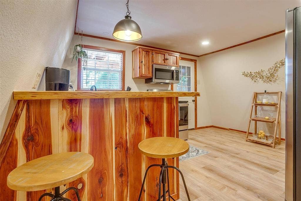 3209 Midway Court, Granbury, TX 76049 3209 Midway Court, Granbury, TX 76049