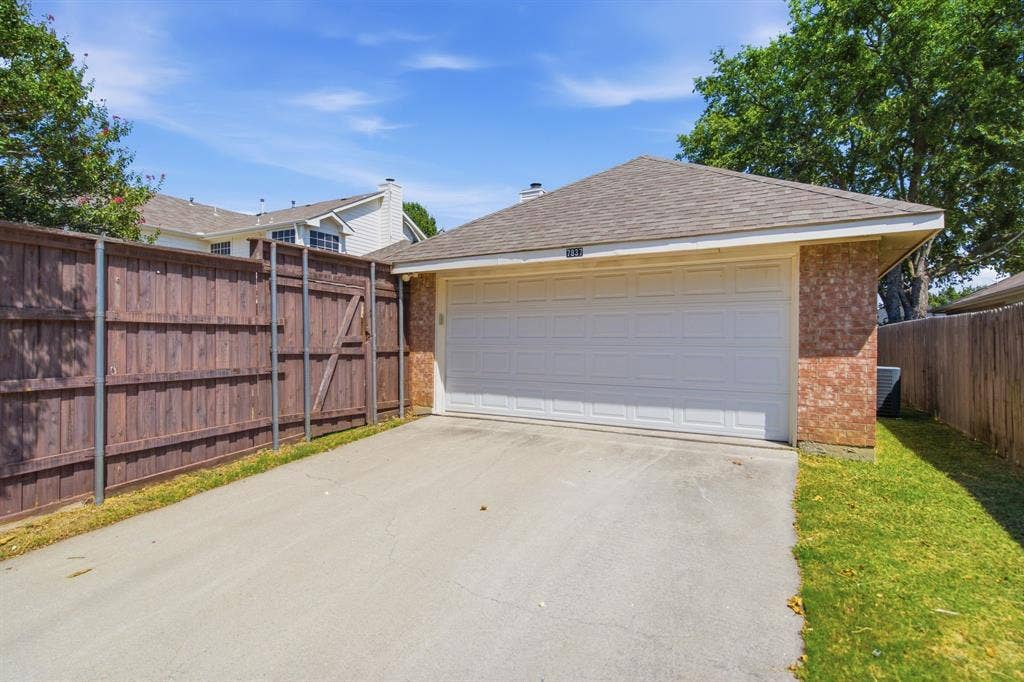 7837 Tournament Road, Frisco, TX 75035 7837 Tournament Road, Frisco, TX 75035