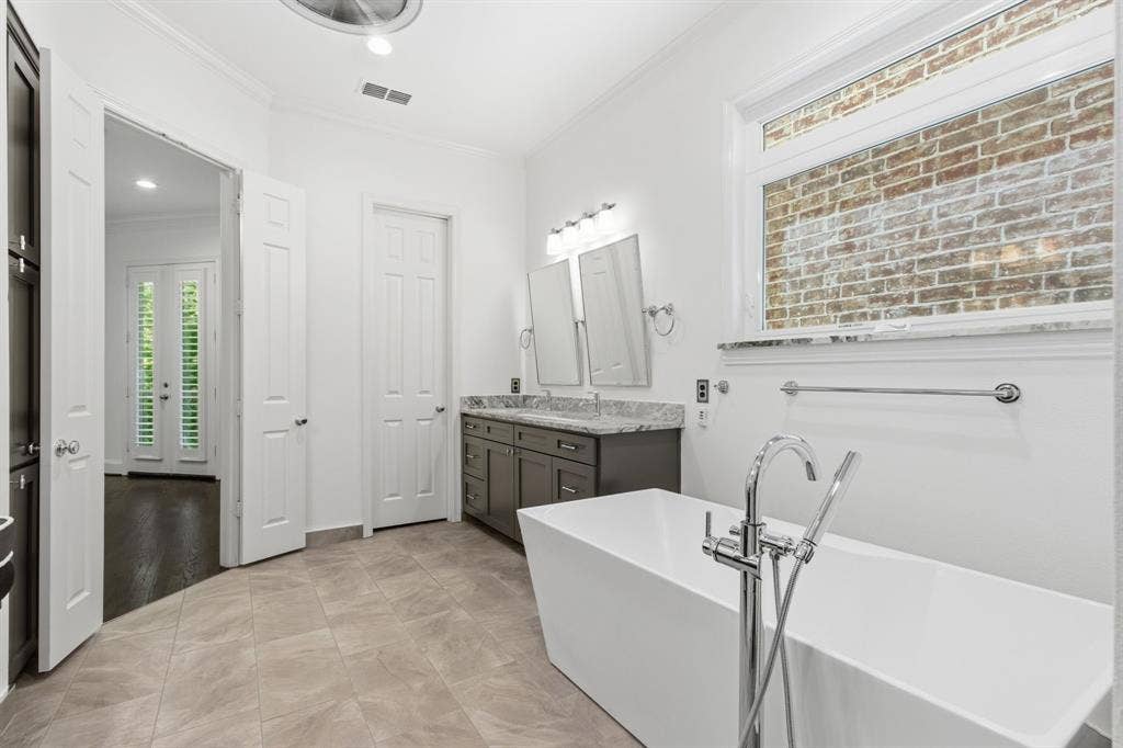 18323 Frankford Lakes Circle, Dallas, TX 75252 18323 Frankford Lakes Circle, Dallas, TX 75252