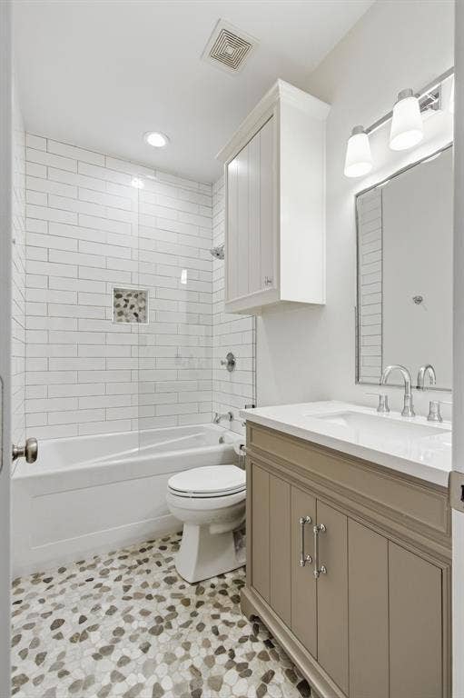 18323 Frankford Lakes Circle, Dallas, TX 75252 18323 Frankford Lakes Circle, Dallas, TX 75252