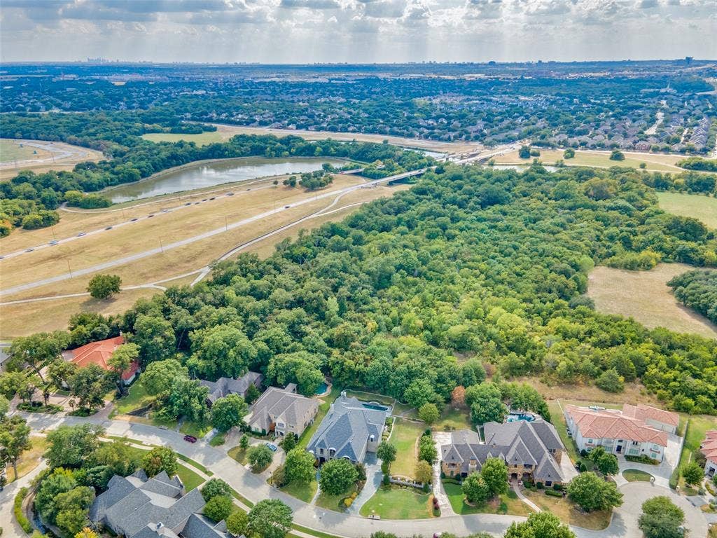 3809 Cantera Lane, Richardson, TX 75082 3809 Cantera Lane, Richardson, TX 75082