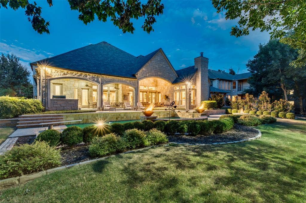 3809 Cantera Lane, Richardson, TX 75082 3809 Cantera Lane, Richardson, TX 75082