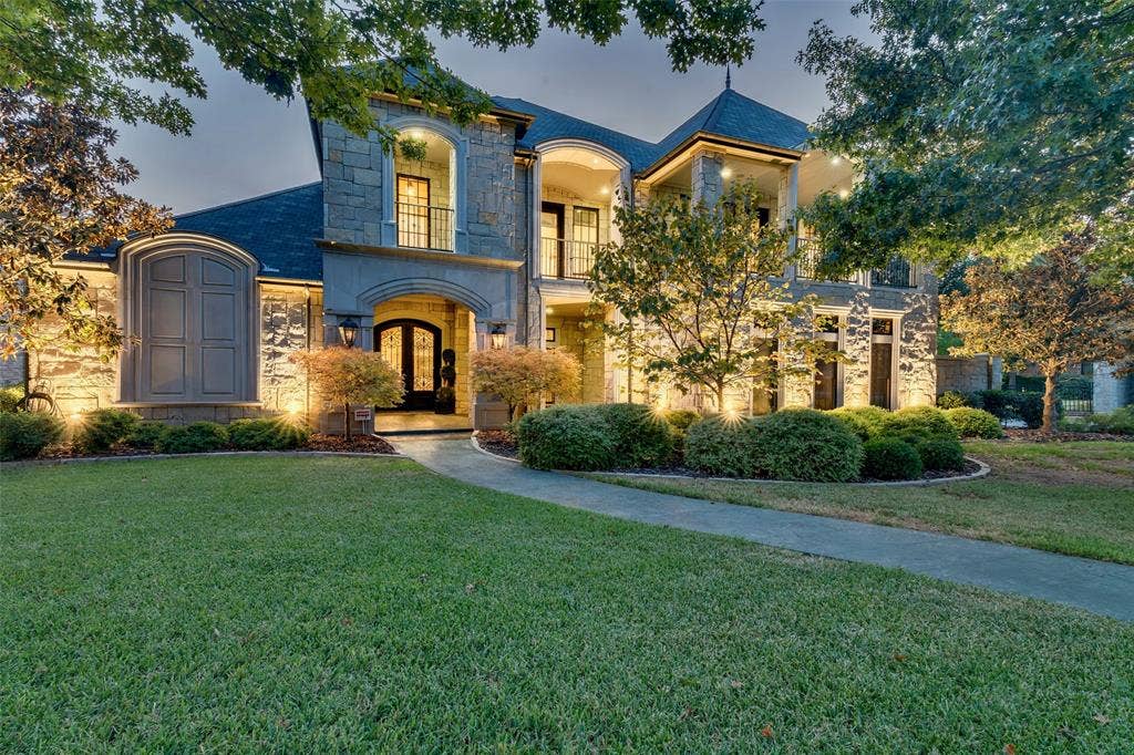 3809 Cantera Lane, Richardson, TX 75082 3809 Cantera Lane, Richardson, TX 75082