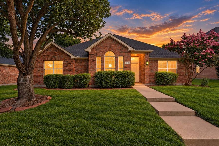 Property photo for 1409 Autumnmist Drive, Allen, TX