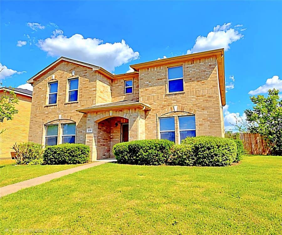 Property photo for 1336 Falcon Trail, Cedar Hill, TX