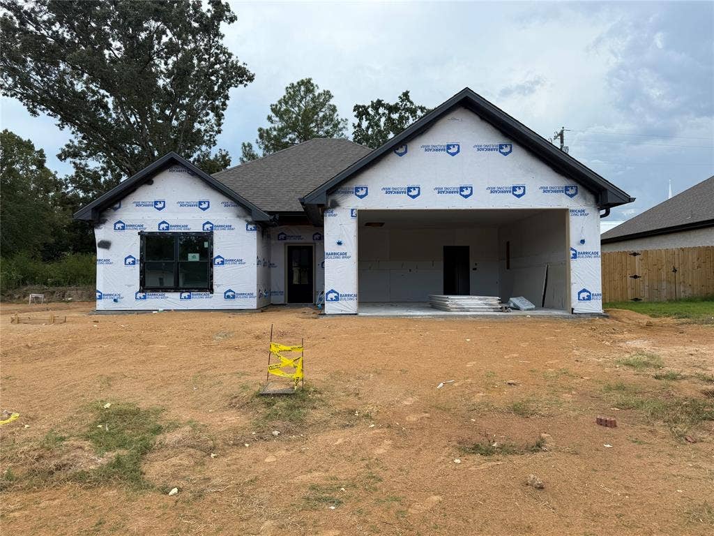 229 Central Park Court, Athens, TX 75751 229 Central Park Court, Athens, TX 75751