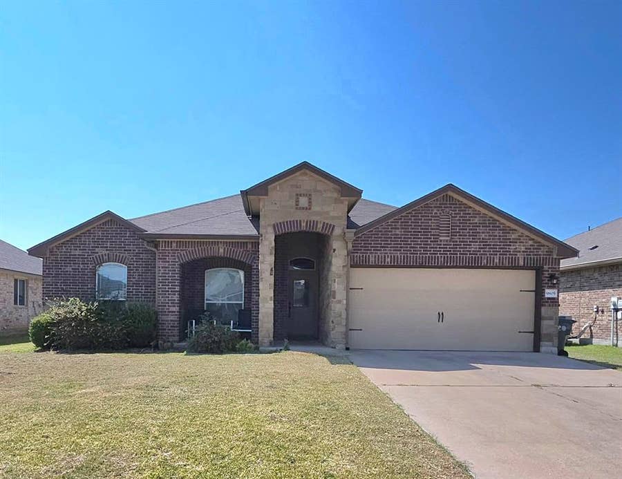 Property photo for 9805 Shallow Creek Drive, Waco, TX