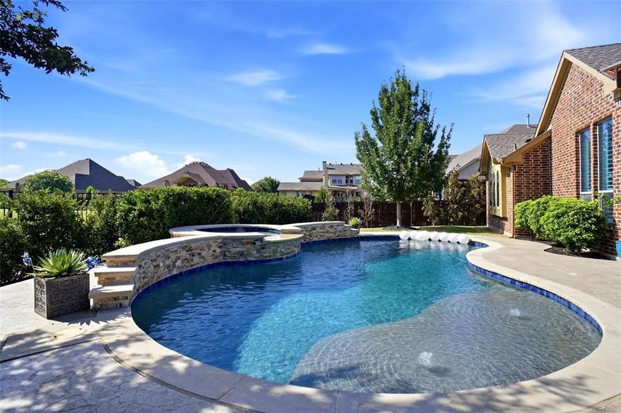 Property photo for 1913 Yosemite Lane, Keller, TX