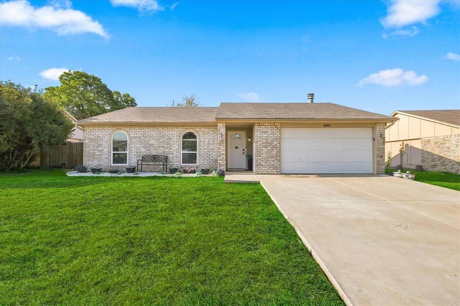 Property photo for 5561 Rutledge Drive, The Colony, TX