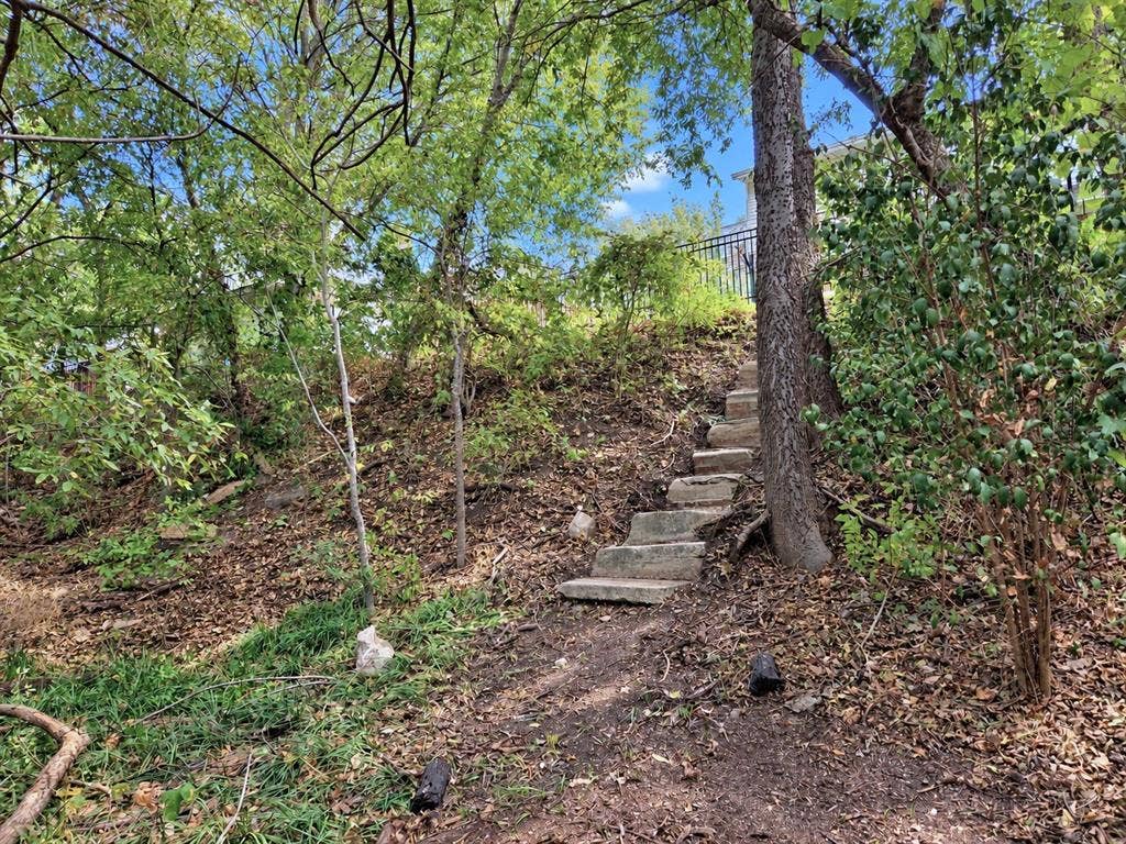 407 Valley Cove Drive, Richardson, TX 75080 Steps down to the creek
