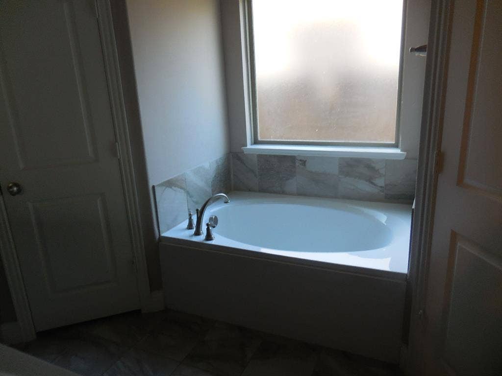 7840 Ashwood Drive, Greenville, TX 75402 7840 Ashwood Drive, Greenville, TX 75402