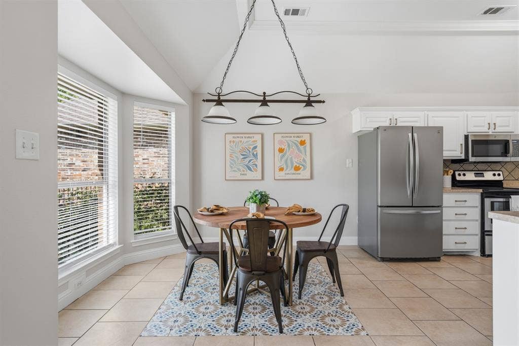 201 Midnight Drive, Royse City, TX 75189 Small table or large, room for those you love to be around it!