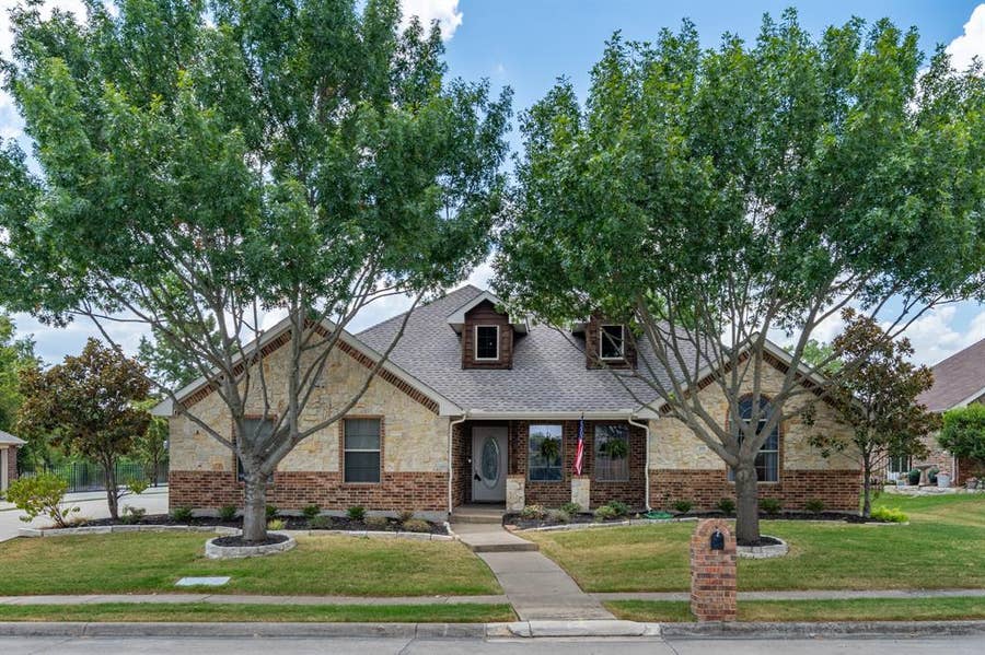 Property photo for 201 Midnight Drive, Royse City, TX