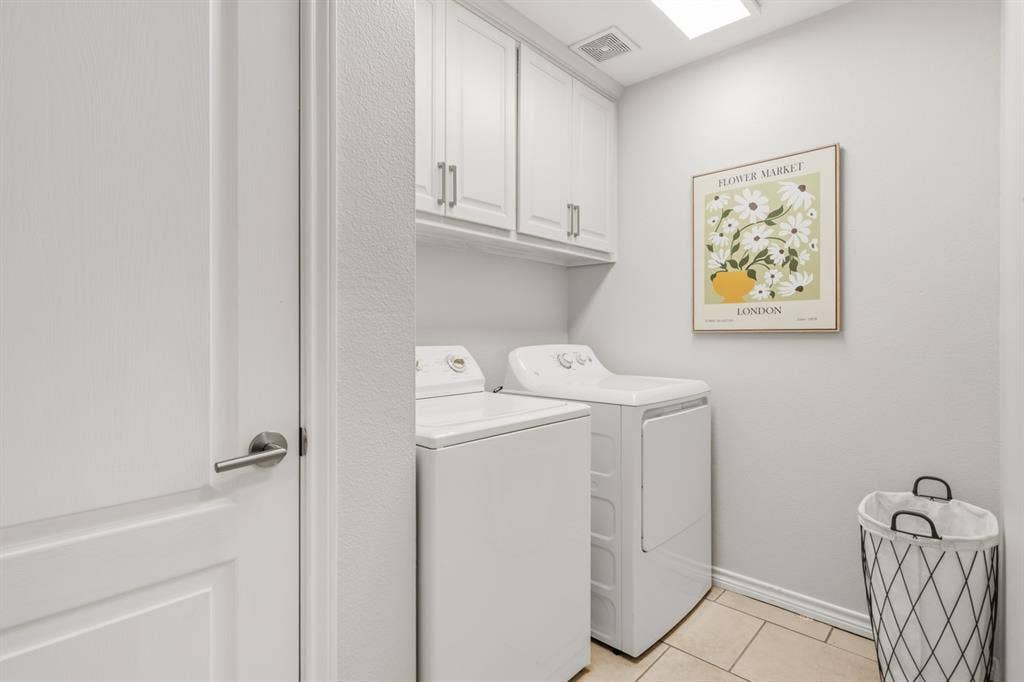 201 Midnight Drive, Royse City, TX 75189 Amazing laundry room to make the task less daunting.
