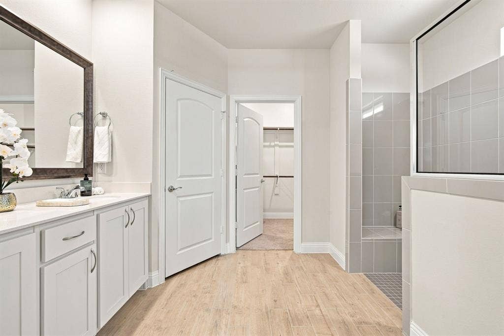 2838 Buttermilk Drive, Midlothian, TX 76065