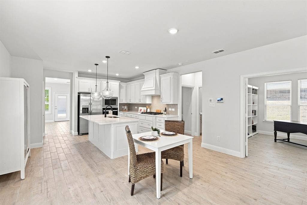 2838 Buttermilk Drive, Midlothian, TX 76065