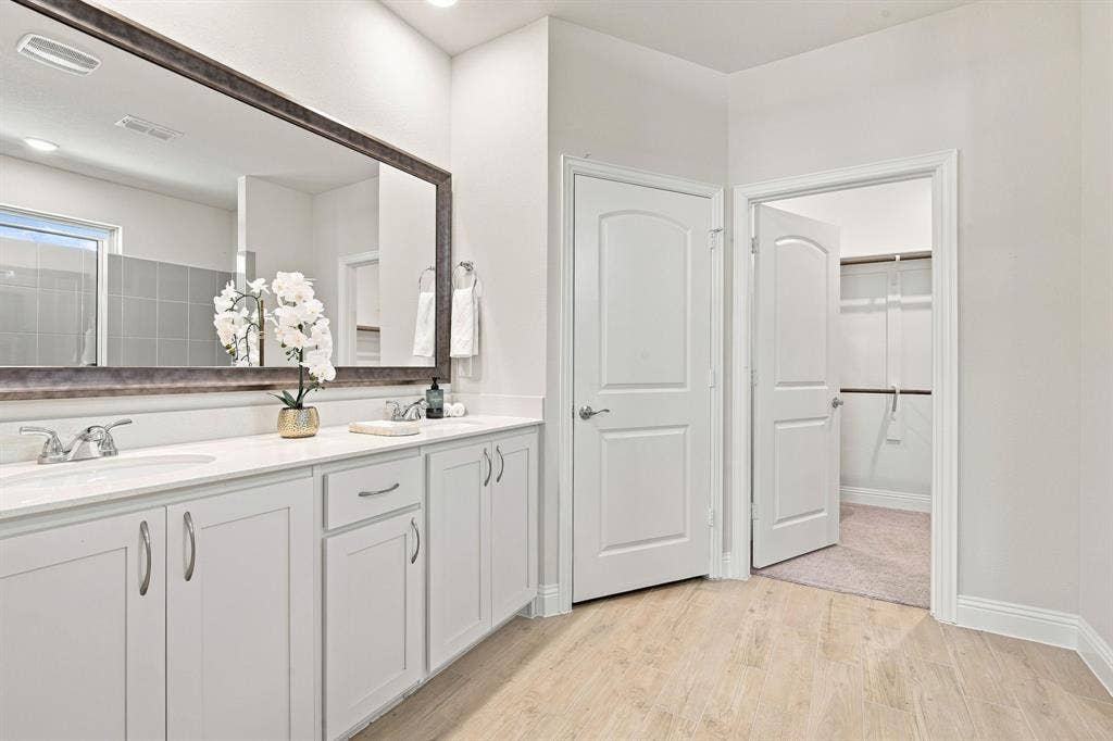 2838 Buttermilk Drive, Midlothian, TX 76065
