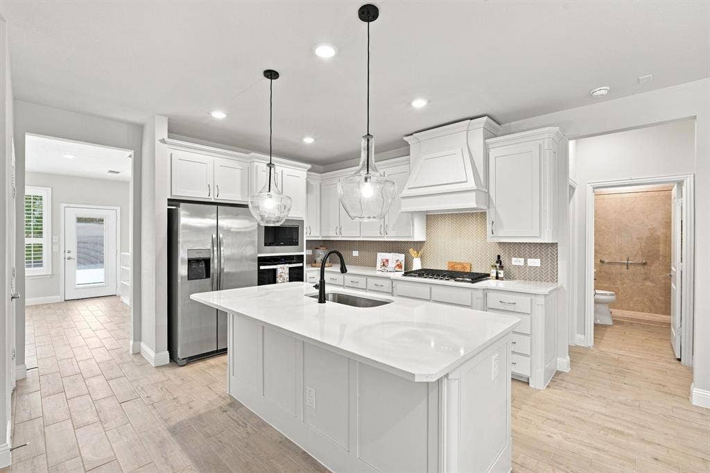 2838 Buttermilk Drive, Midlothian, TX 76065