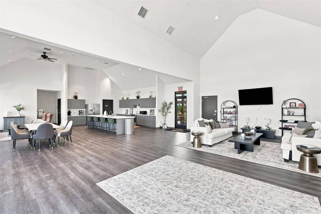 2838 Buttermilk Drive, Midlothian, TX 76065