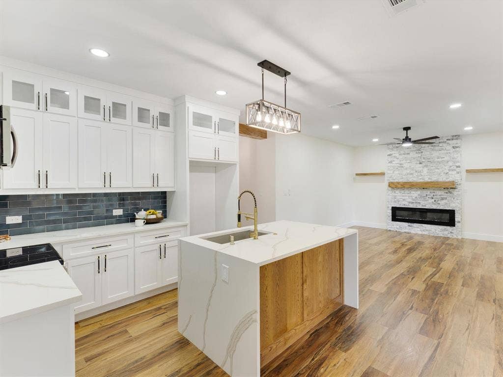104 Parkside Drive, Trinidad, TX 75163 104 Parkside Drive, Trinidad, TX 75163