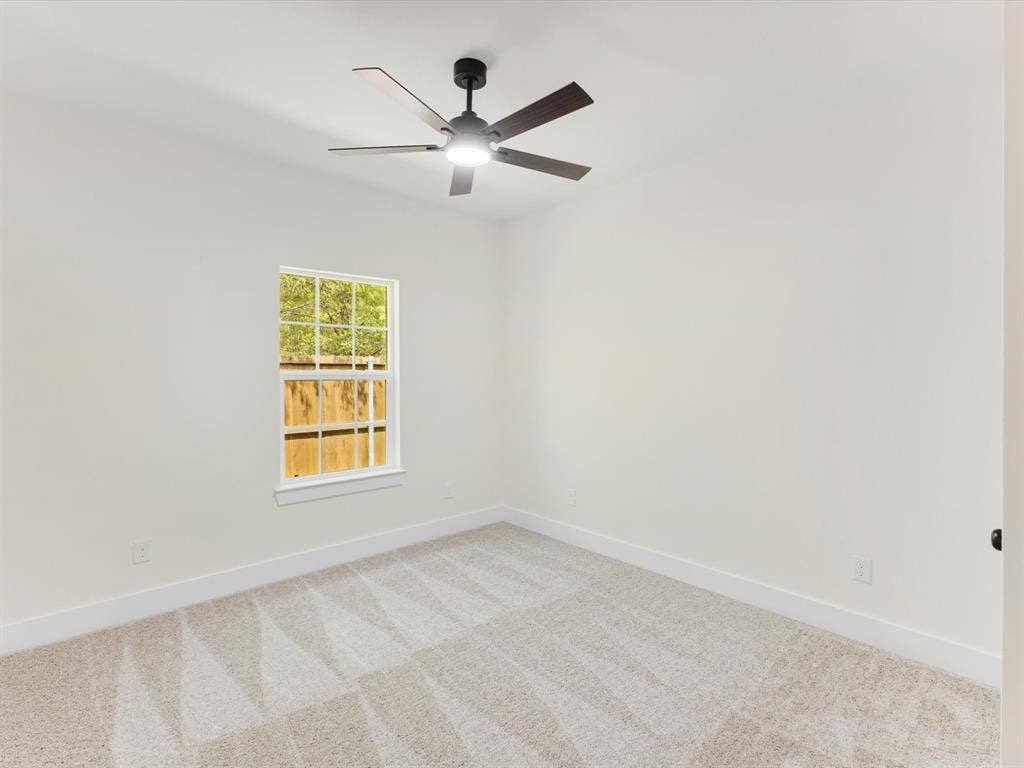 104 Parkside Drive, Trinidad, TX 75163 Third bedroom