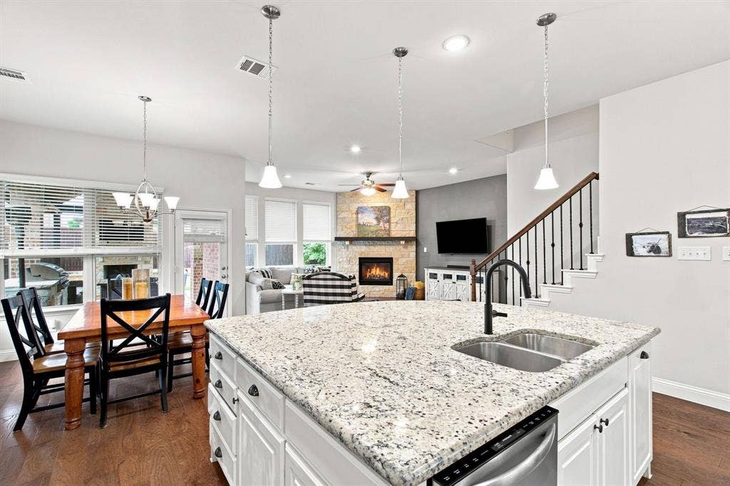 3525 Charleston Drive, Melissa, TX 75454 3525 Charleston Drive, Melissa, TX 75454