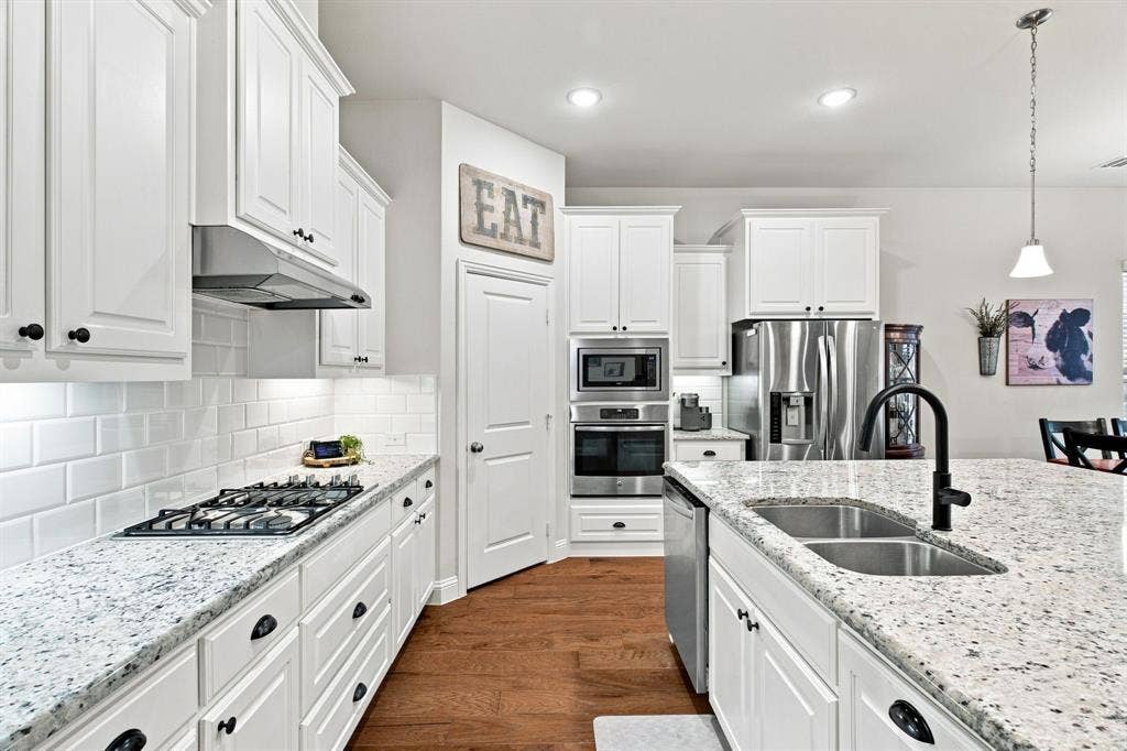 3525 Charleston Drive, Melissa, TX 75454 3525 Charleston Drive, Melissa, TX 75454