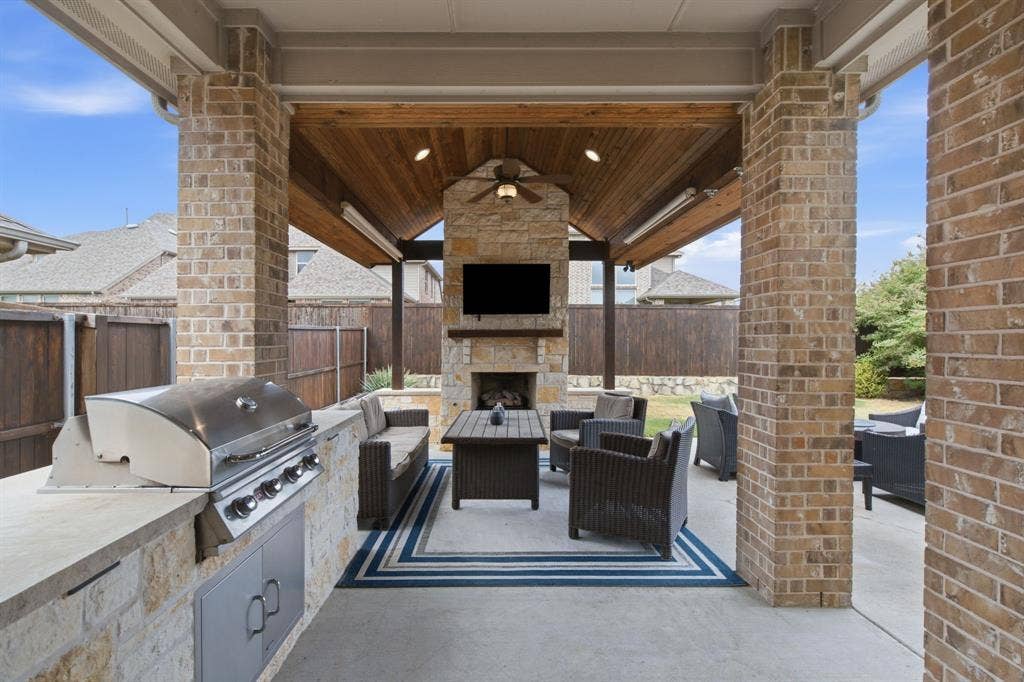 3525 Charleston Drive, Melissa, TX 75454 3525 Charleston Drive, Melissa, TX 75454
