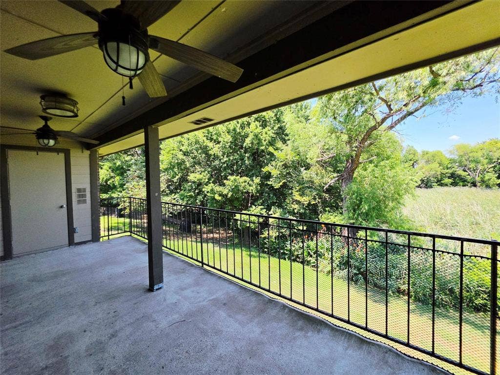 4452 Chaha Road, #204, Garland, TX 75043 4452 Chaha Road, #204, Garland, TX 75043