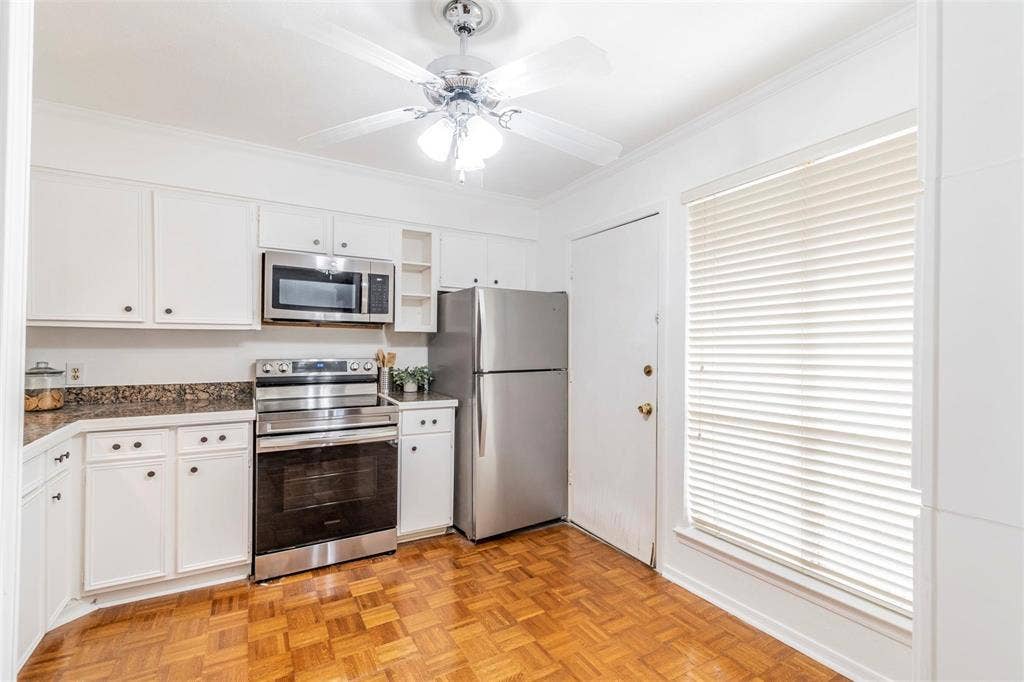 10558 High Hollows Drive, #243, Dallas, TX 75230