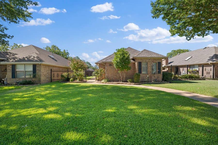 Property photo for 3111 Bonham Street, Greenville, TX