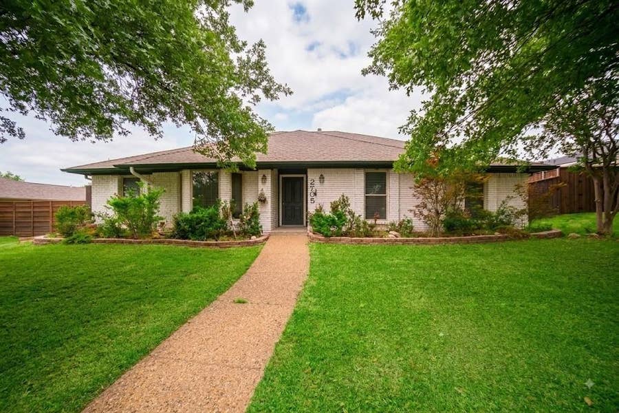 Property photo for 2705 Timberleaf Drive, Carrollton, TX