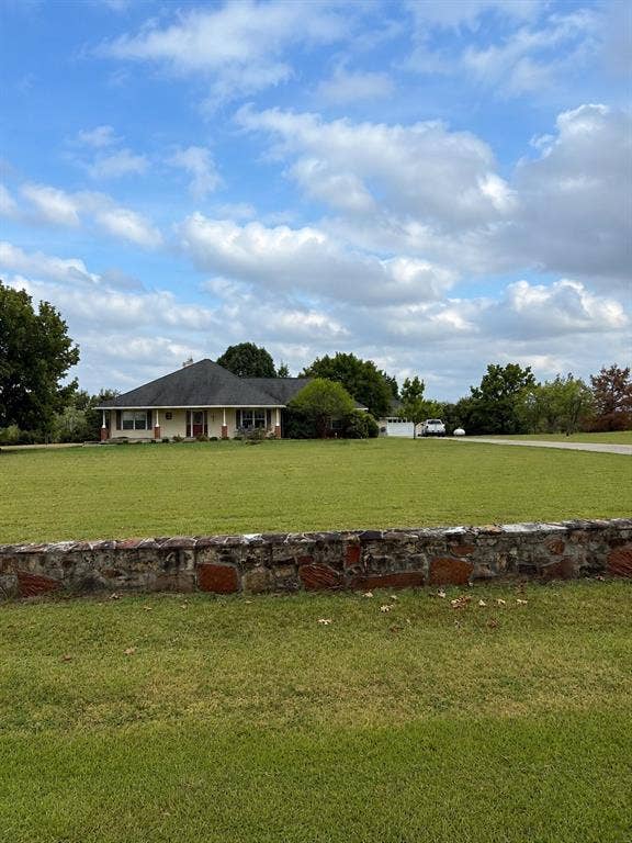 Property photo for 5654 Southfork Drive W, Royse City, TX