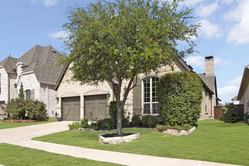2937 Darcy, The Colony, TX 75056
