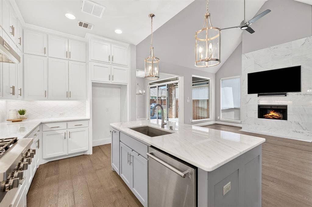 2937 Darcy, The Colony, TX 75056