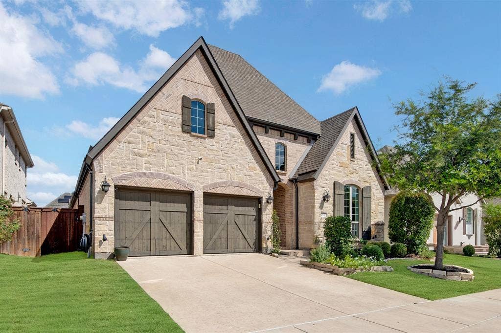 2937 Darcy, The Colony, TX 75056