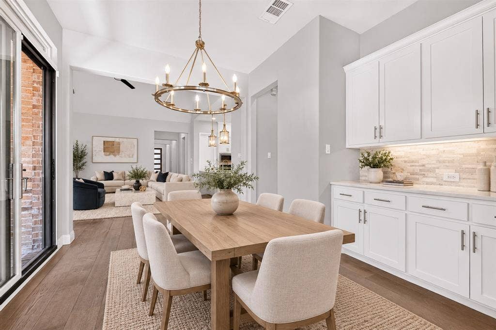 2937 Darcy, The Colony, TX 75056
