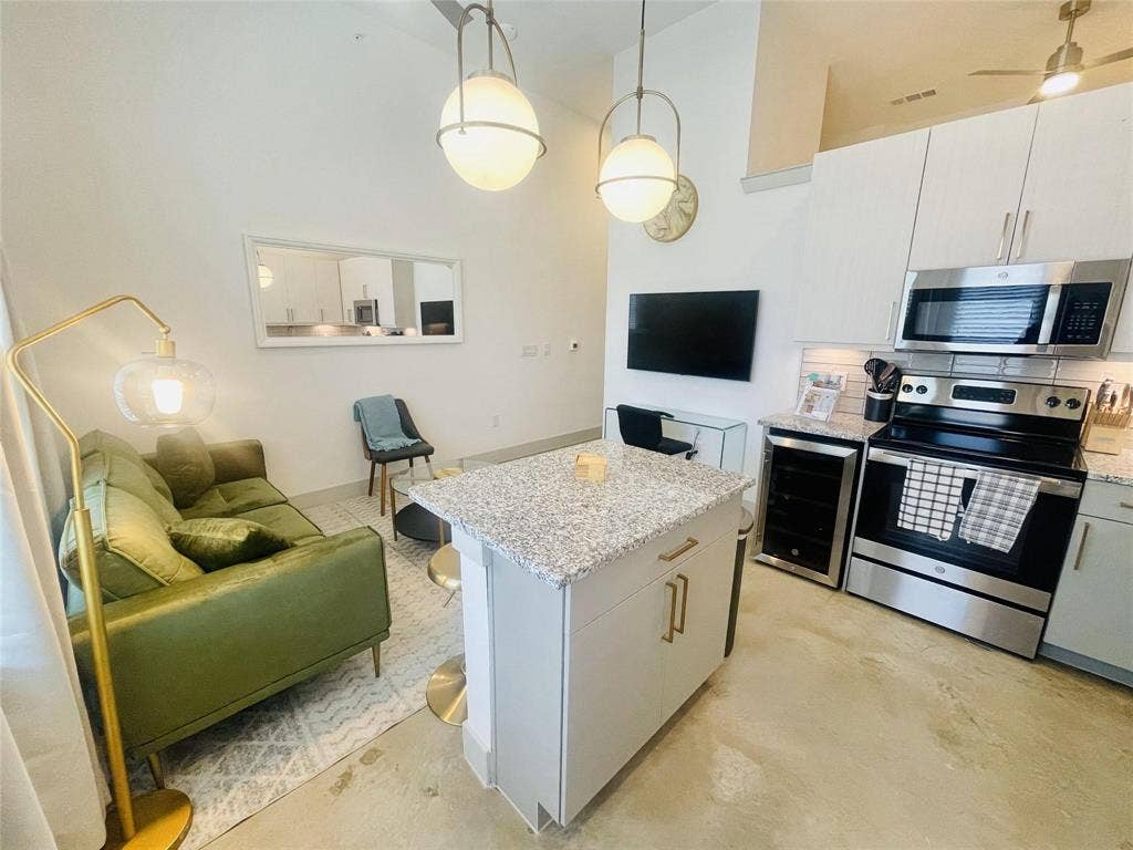 13701 Montfort Drive, #1325, Dallas, TX 75240 13701 Montfort Drive, #1325, Dallas, TX 75240