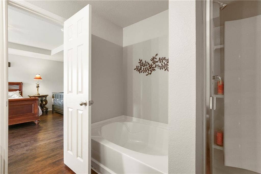 807 Windflower Drive, Fate, TX 75087 807 Windflower Drive, Fate, TX 75087