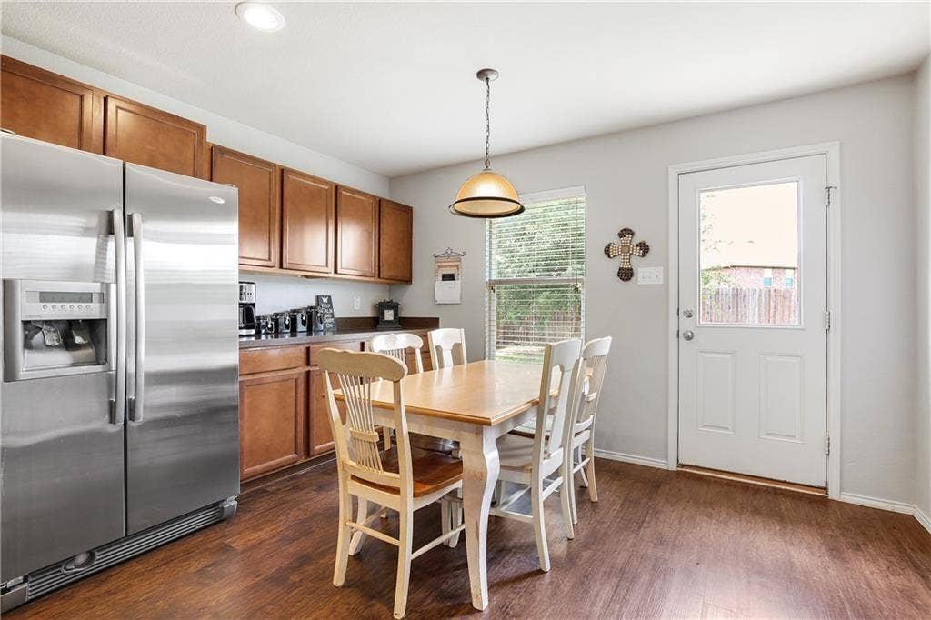 807 Windflower Drive, Fate, TX 75087 807 Windflower Drive, Fate, TX 75087