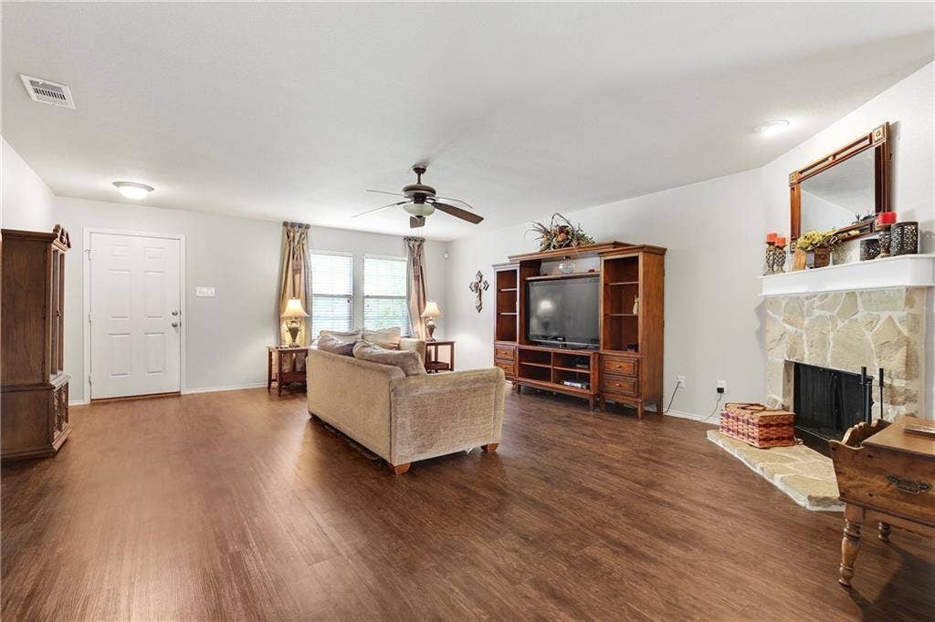 807 Windflower Drive, Fate, TX 75087 807 Windflower Drive, Fate, TX 75087