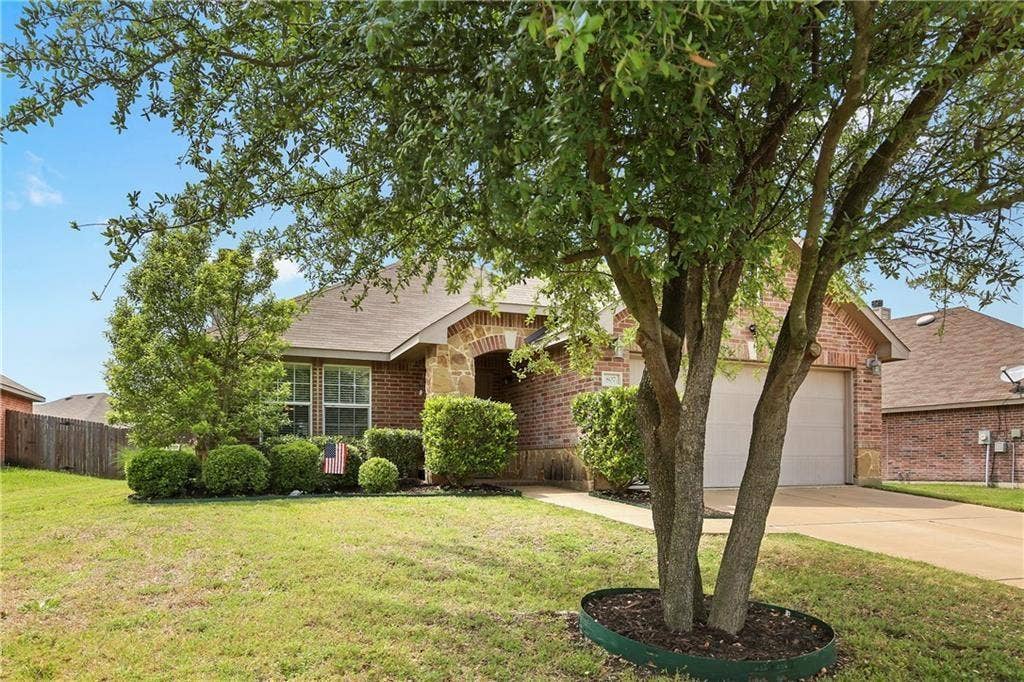 807 Windflower Drive, Fate, TX 75087 807 Windflower Drive, Fate, TX 75087