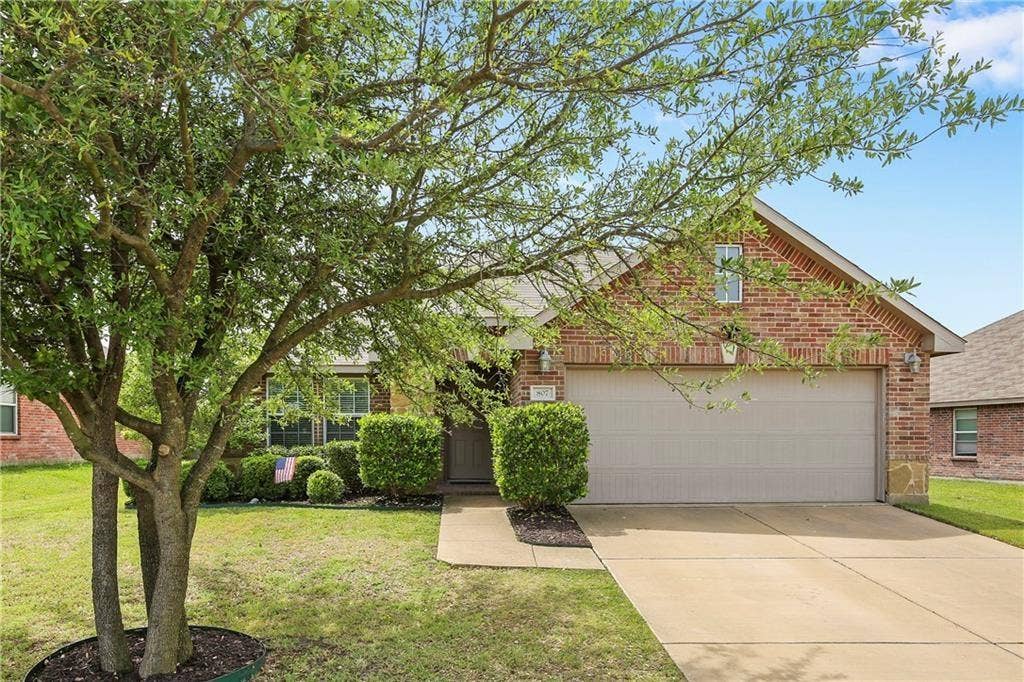 807 Windflower Drive, Fate, TX 75087 807 Windflower Drive, Fate, TX 75087