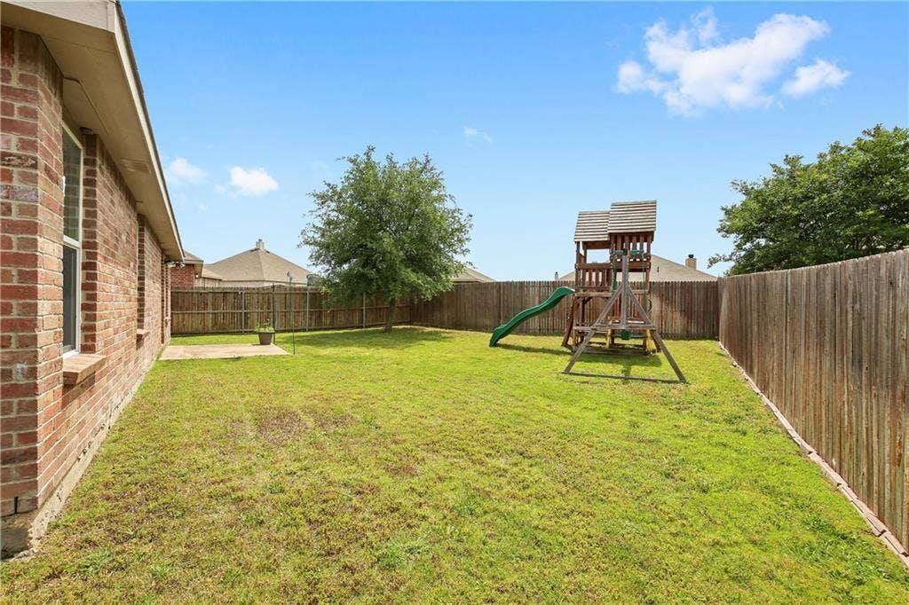 807 Windflower Drive, Fate, TX 75087 807 Windflower Drive, Fate, TX 75087