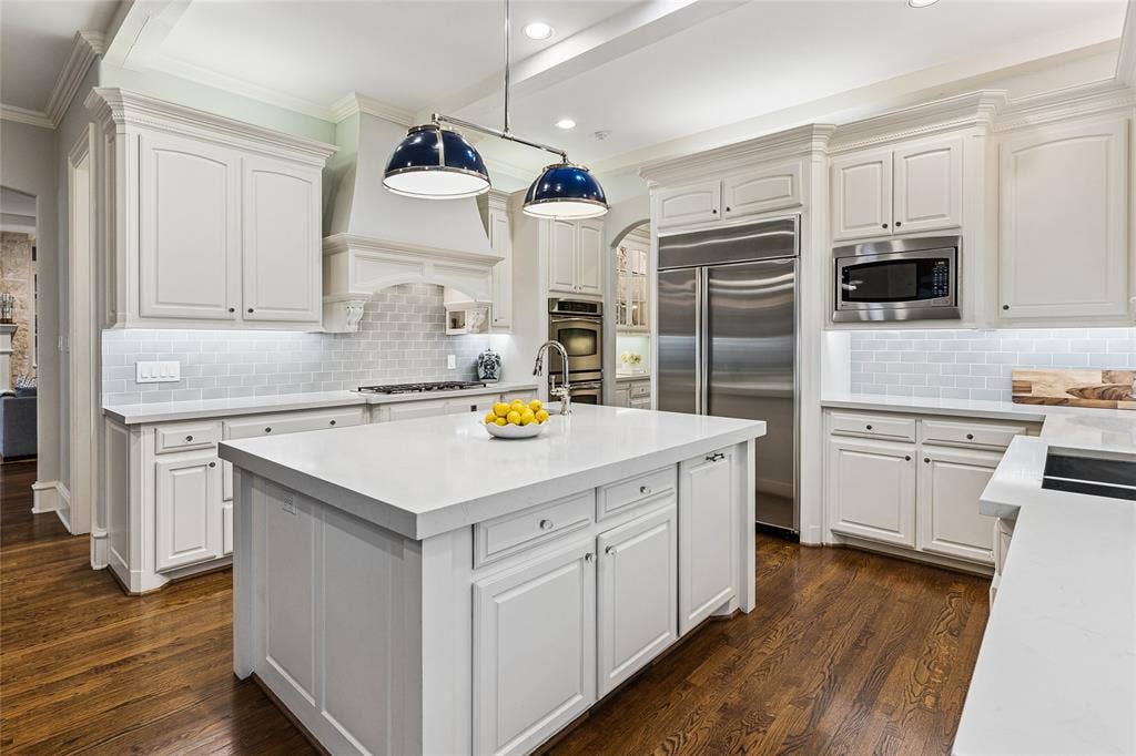 4041 Bryn Mawr Drive, University Park, TX 75225 4041 Bryn Mawr Drive, University Park, TX 75225