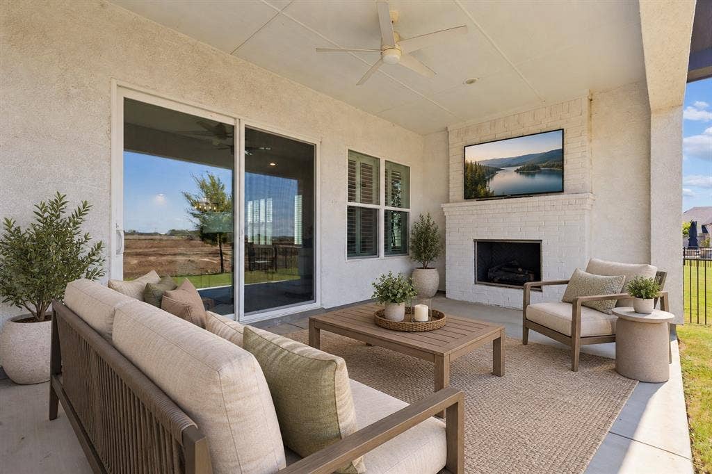 8908 Basanite Avenue, Denton, TX 76207